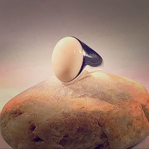 Sterling Silver 925. Ring, Beautiful Coral Stone